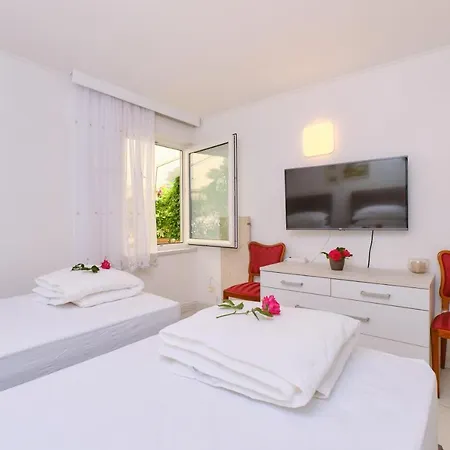 Apartments Antares Mali Losinj Exterior photo