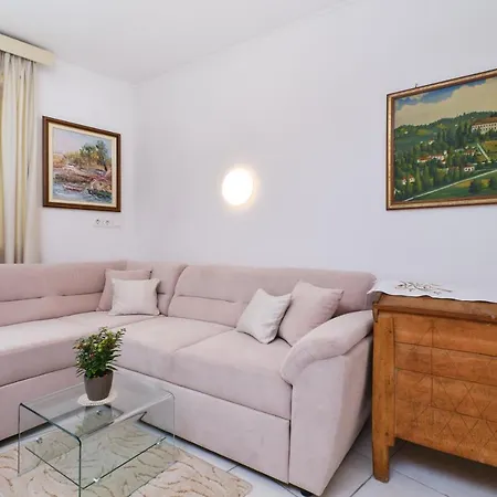 Apartments Antares Mali Losinj Exterior photo