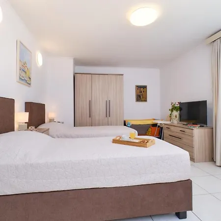 Apartments Antares Mali Losinj Exterior photo