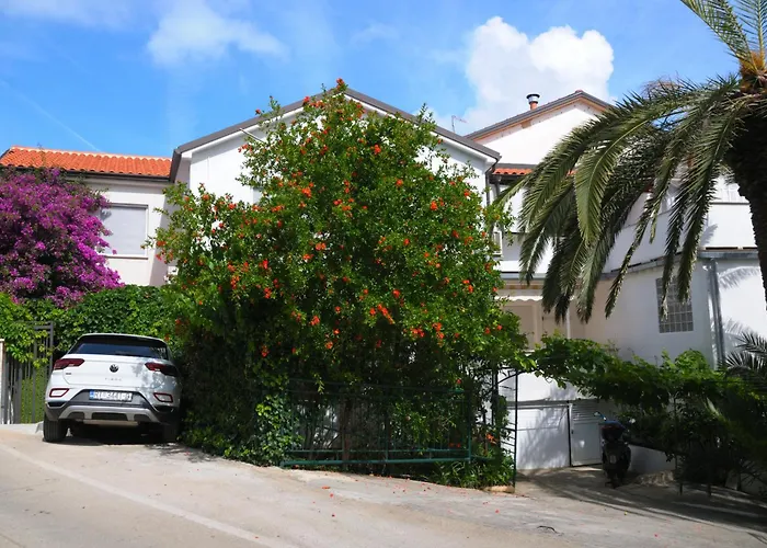 Apartments Antares